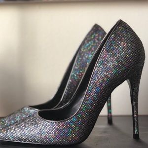 Gorgeous Steve Madden glitter heels!